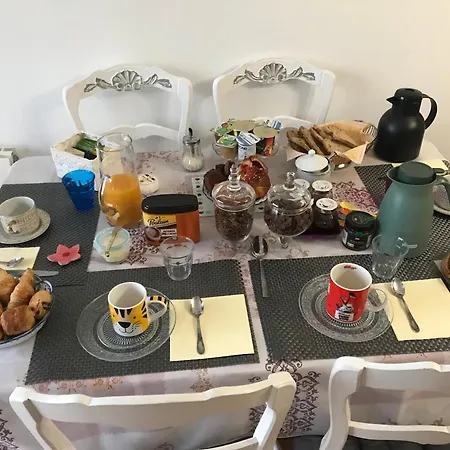 Couette-café Aux Bois De Cerf D'hôtes Dans Notre Maison